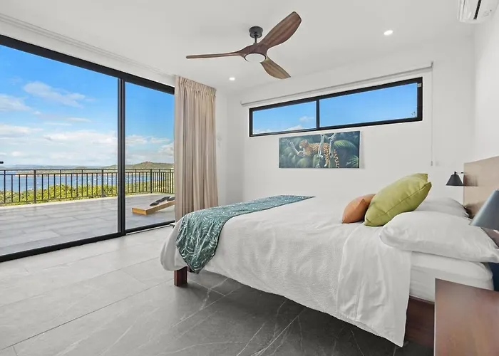 Villa Costa Sota - Ocean View & Pickleball Courts *